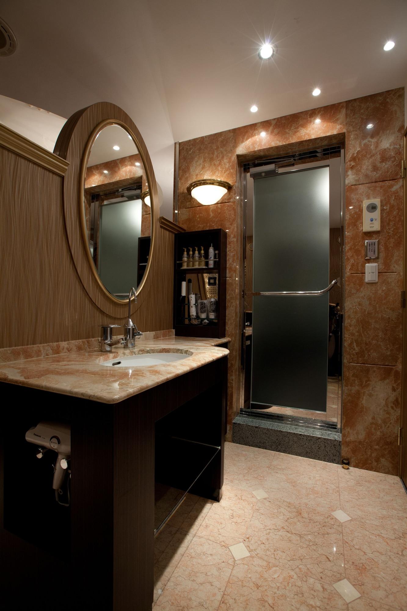 & J-mex Shinjuku Kabukicho (adults Only) Hotel 3*