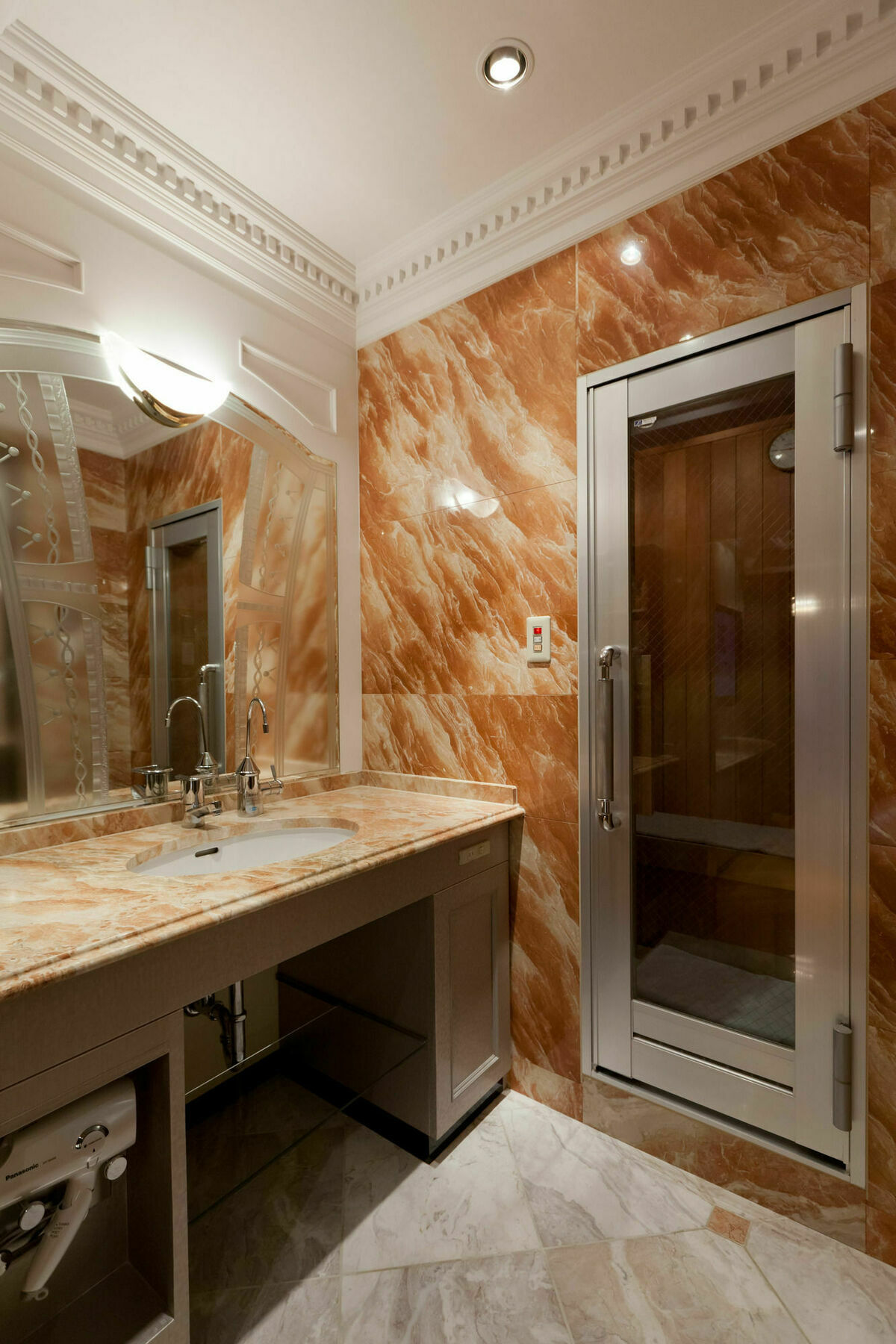 & J-mex Shinjuku Kabukicho (adults Only) Hotel 3*
